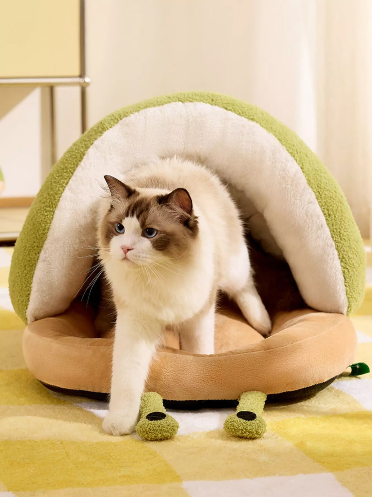 Trendsi cozy caterpillar-shaped pet nest with plush interior, soft and comfortable for small pets like cats and kittens.