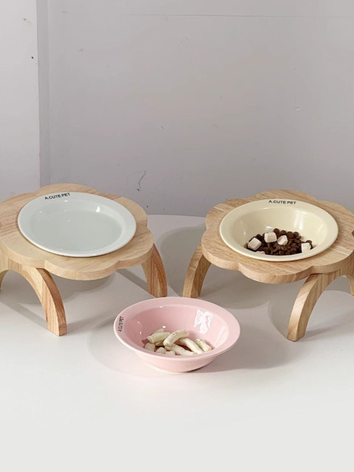 Ceramic pet bowl by Trendsi with a smooth, round design and a glossy finish for serving food or water to pets.