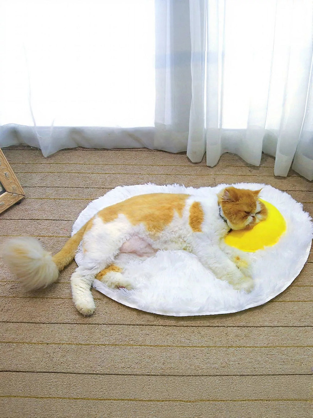 Trendsi Fried Egg Design Plush Pet Mat featuring a soft, colorful egg motif for comfort and style in pet bedding