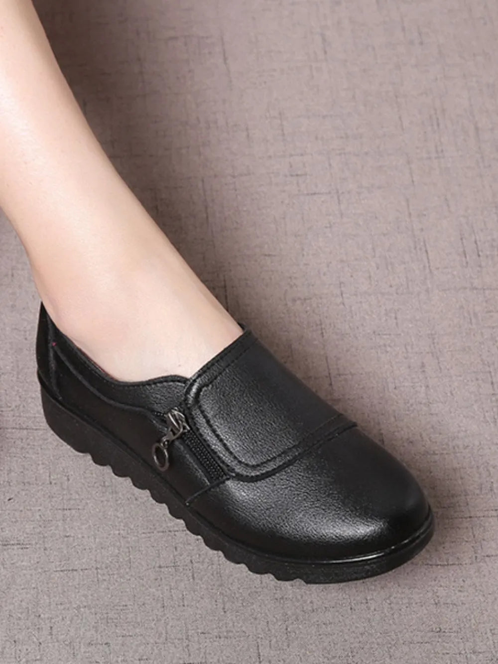 Spring and Autumn New Women's Leather Shoes Grandma Shoes Elderly Shoes