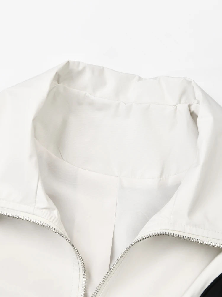 Women's contrast bomber jacket