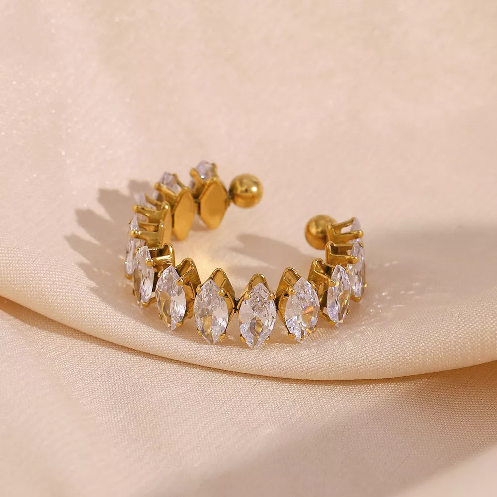 18K gold-plated zircon bracelet and ring jewelry set with sparkling stones, elegant accessory for special occasions.