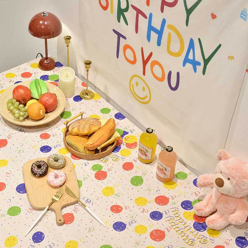Colorful Balloon Party Tablecloth – 137 × 274 cm