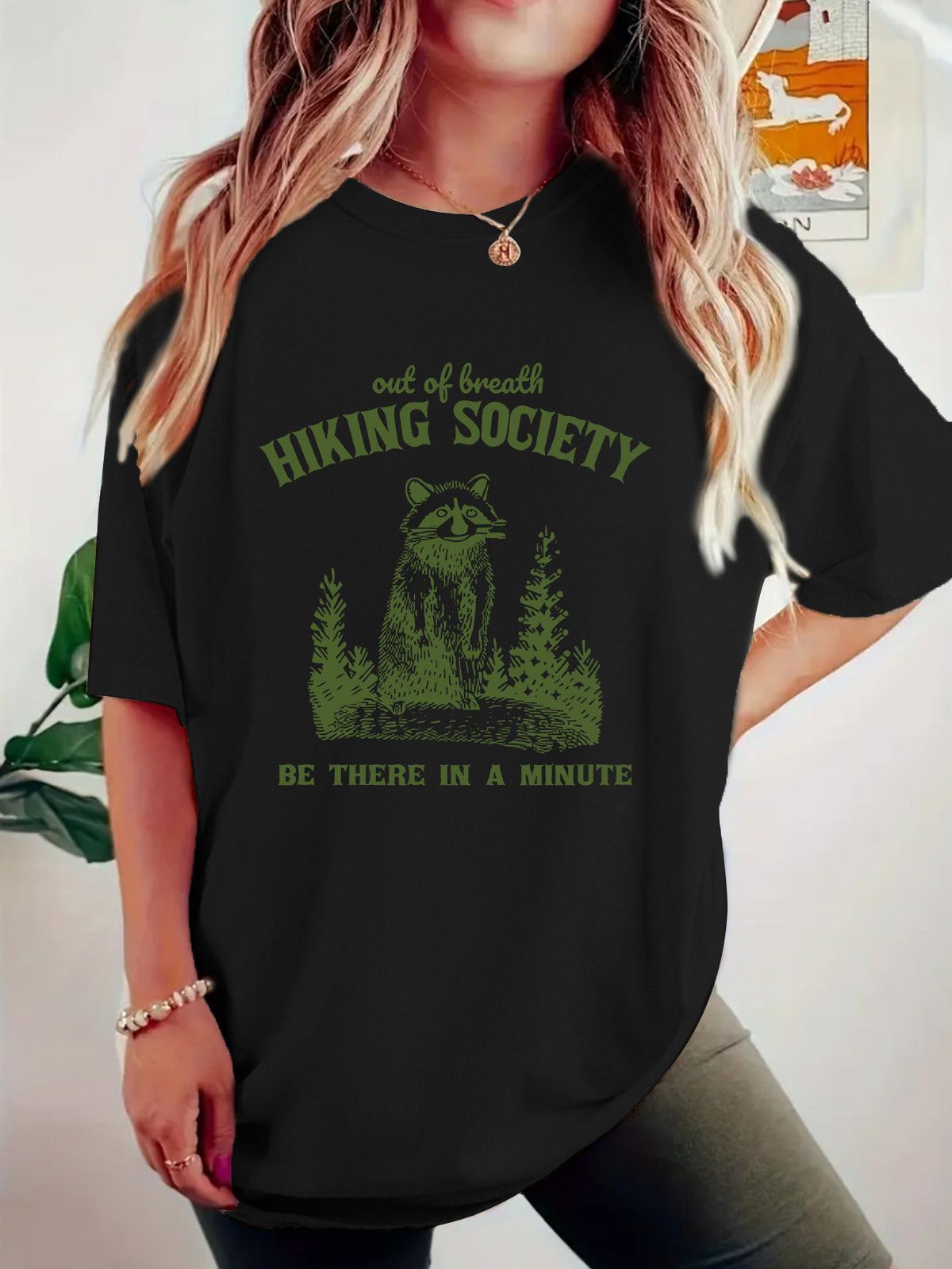 Short sleeved t-shirt printed with HIKING pattern
