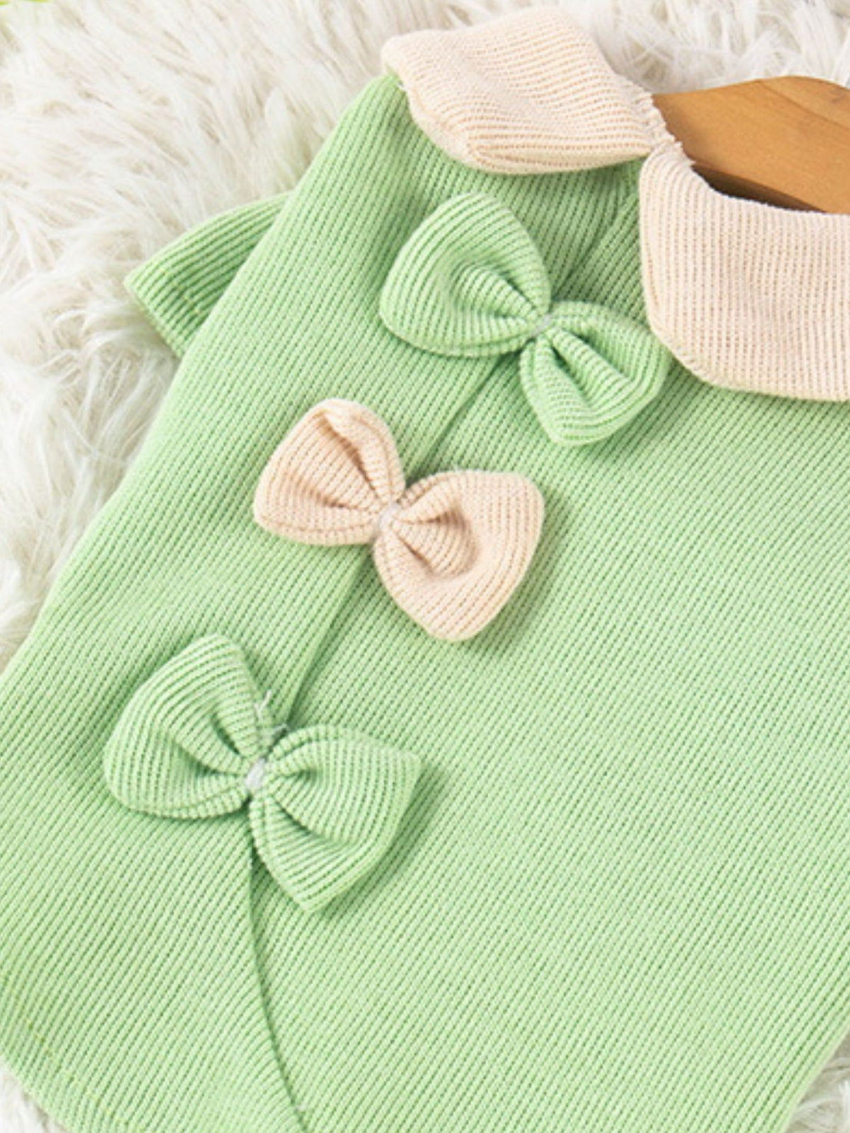 Trendsi Bow Decor Pet Top featuring a cute bow design, made for pets, displayed on a white background.