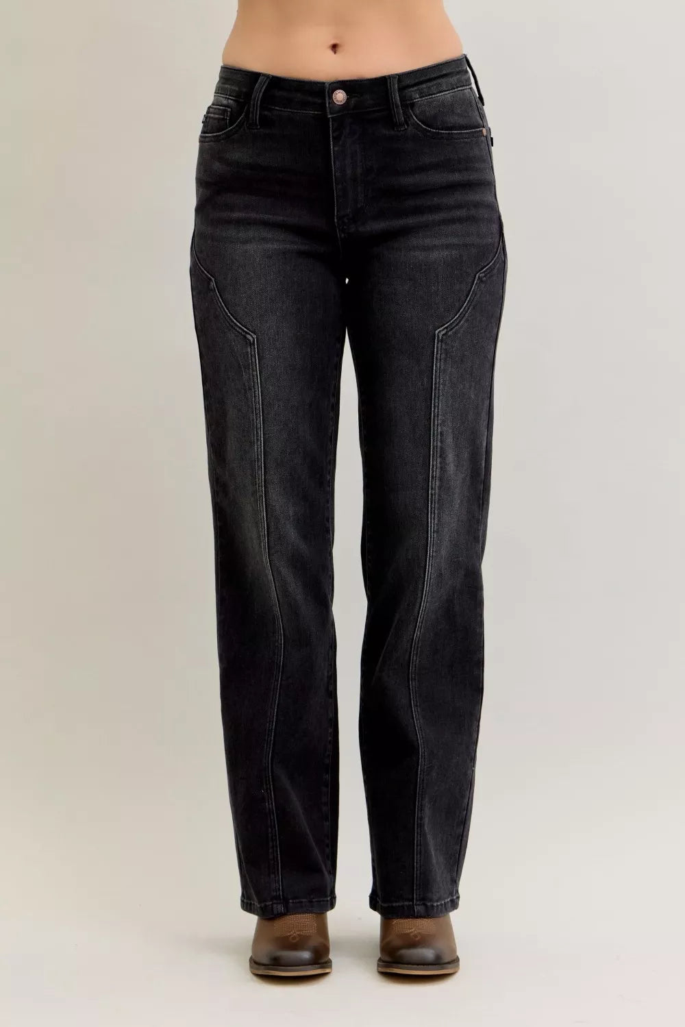 Mid-rise Judy Blue straight jeans with western seam details, showcasing classic denim style and trendy stitching.