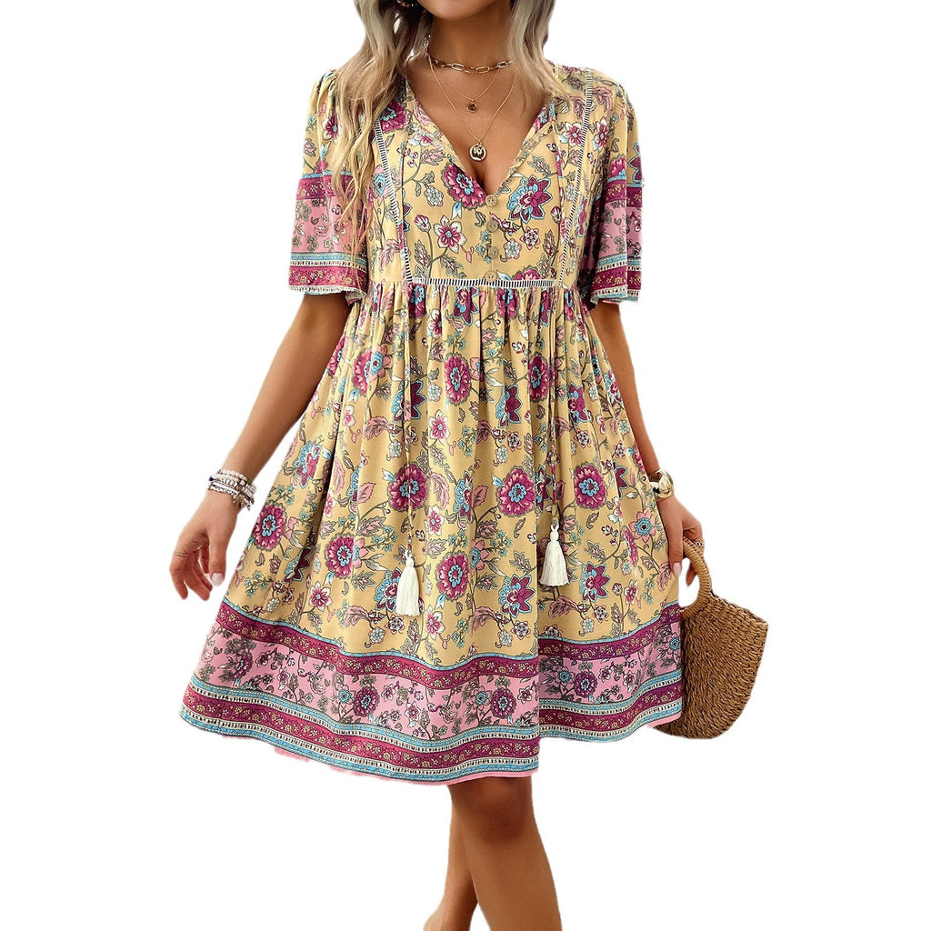 Holiday style printed short sleeved dress