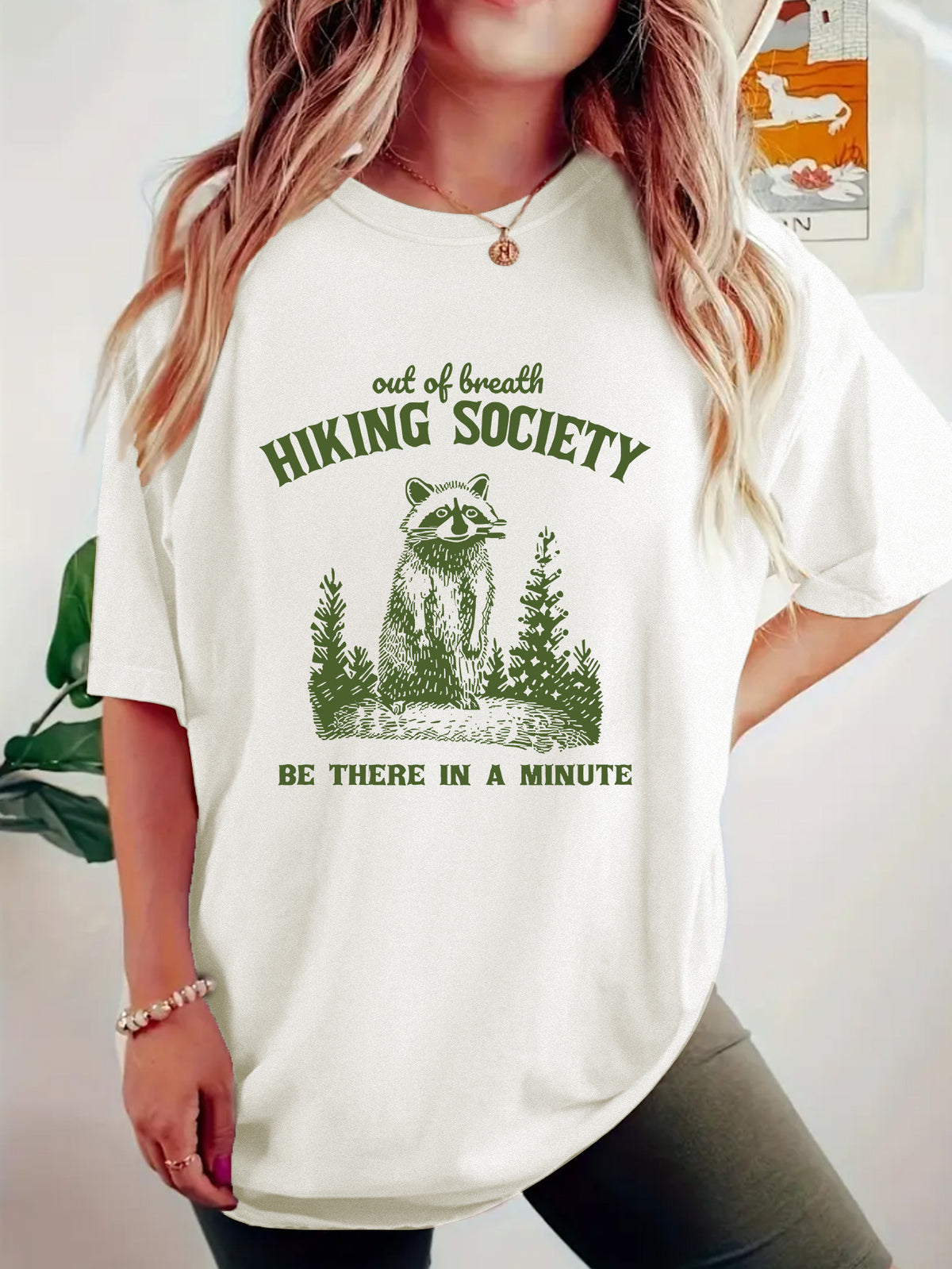 Short sleeved t-shirt printed with HIKING pattern