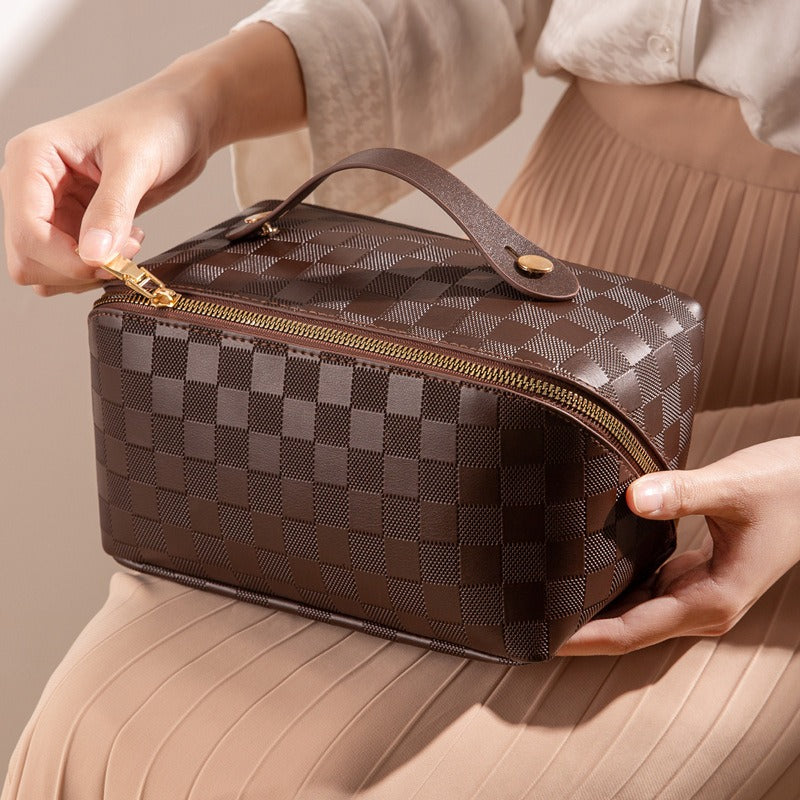 Women's Checkered PU Travel Makeup Bag