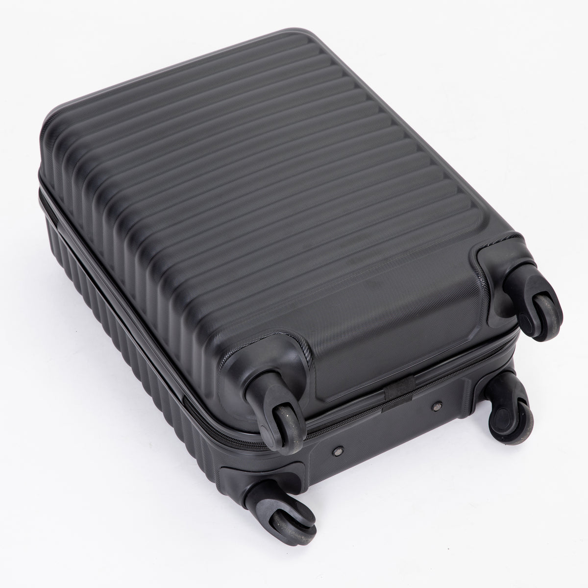 20-Inch Lightweight Hardside Carry-On Spinner – Black