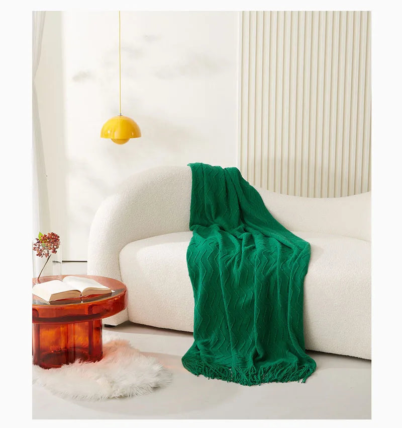 Nordic Wave-Pattern Knitted Throw Blanket
