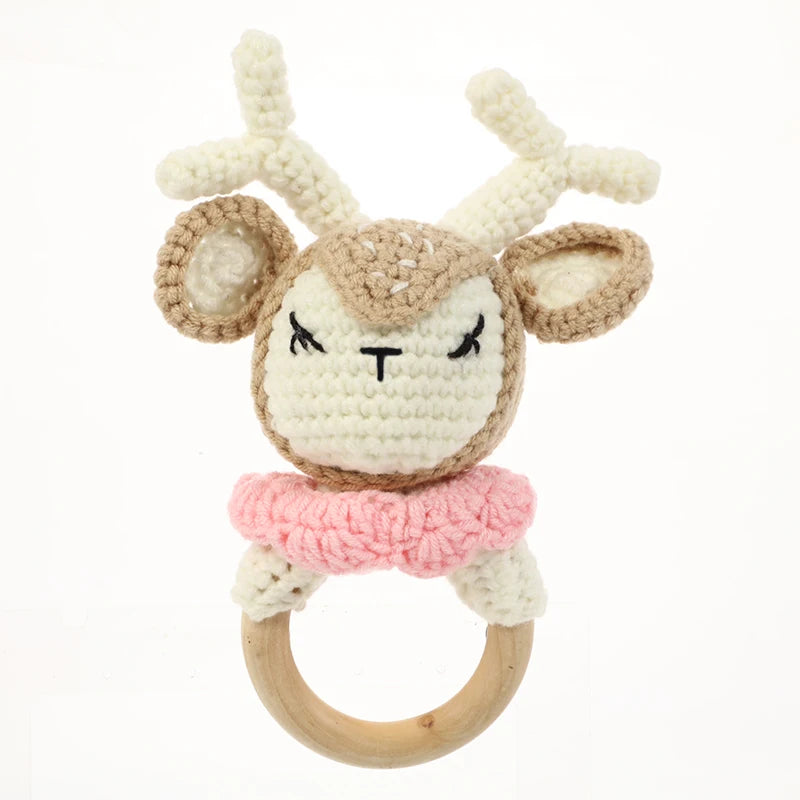 Wholesale Hand Made Crochet Rattles Baby Toys Animals Shape Teething Crochet Toy for Baby