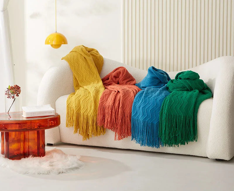 Nordic Wave-Pattern Knitted Throw Blanket