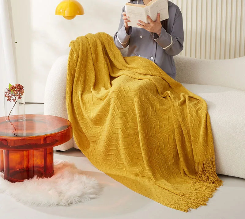 Nordic Wave-Pattern Knitted Throw Blanket