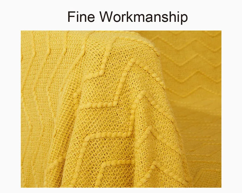Nordic Wave-Pattern Knitted Throw Blanket