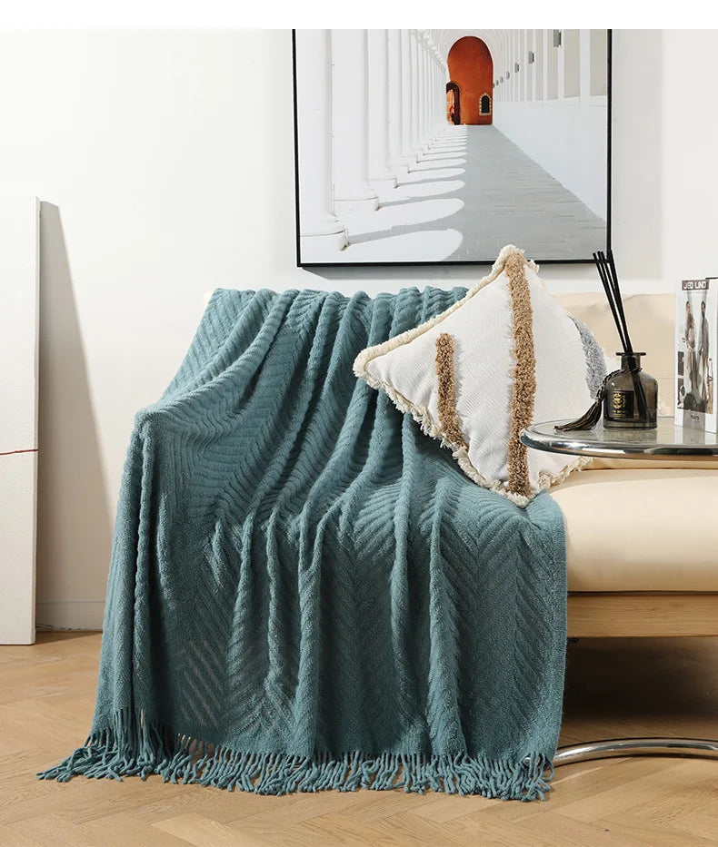 Cozy Solid-Color Knitted Throw Blanket