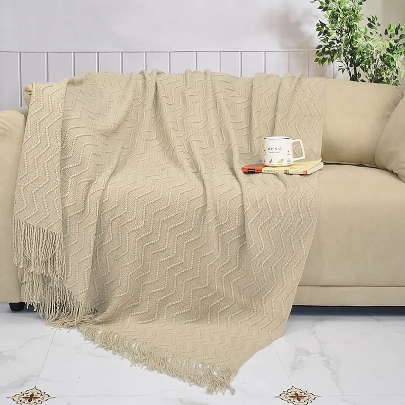 Nordic Wave-Pattern Knitted Throw Blanket