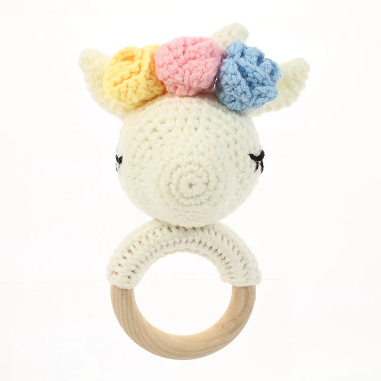 Wholesale Hand Made Crochet Rattles Baby Toys Animals Shape Teething Crochet Toy for Baby