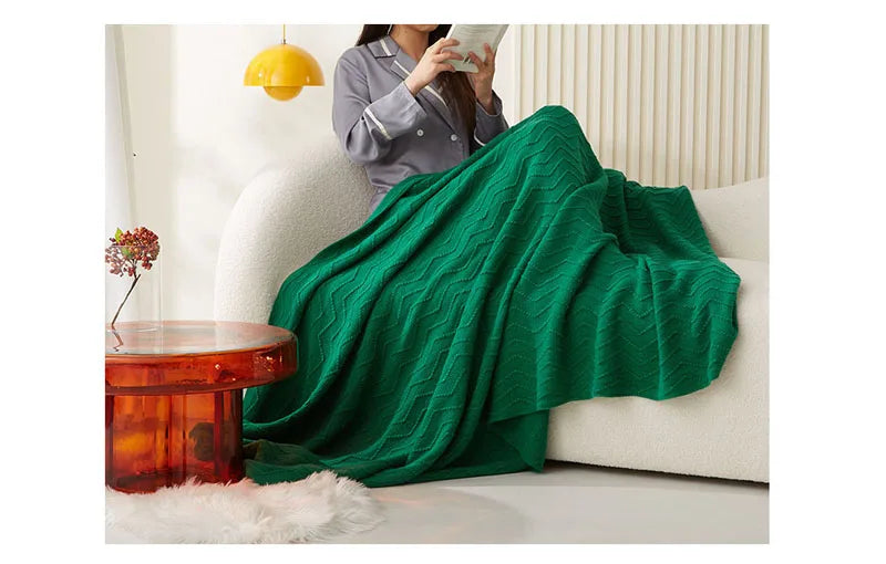 Nordic Wave-Pattern Knitted Throw Blanket