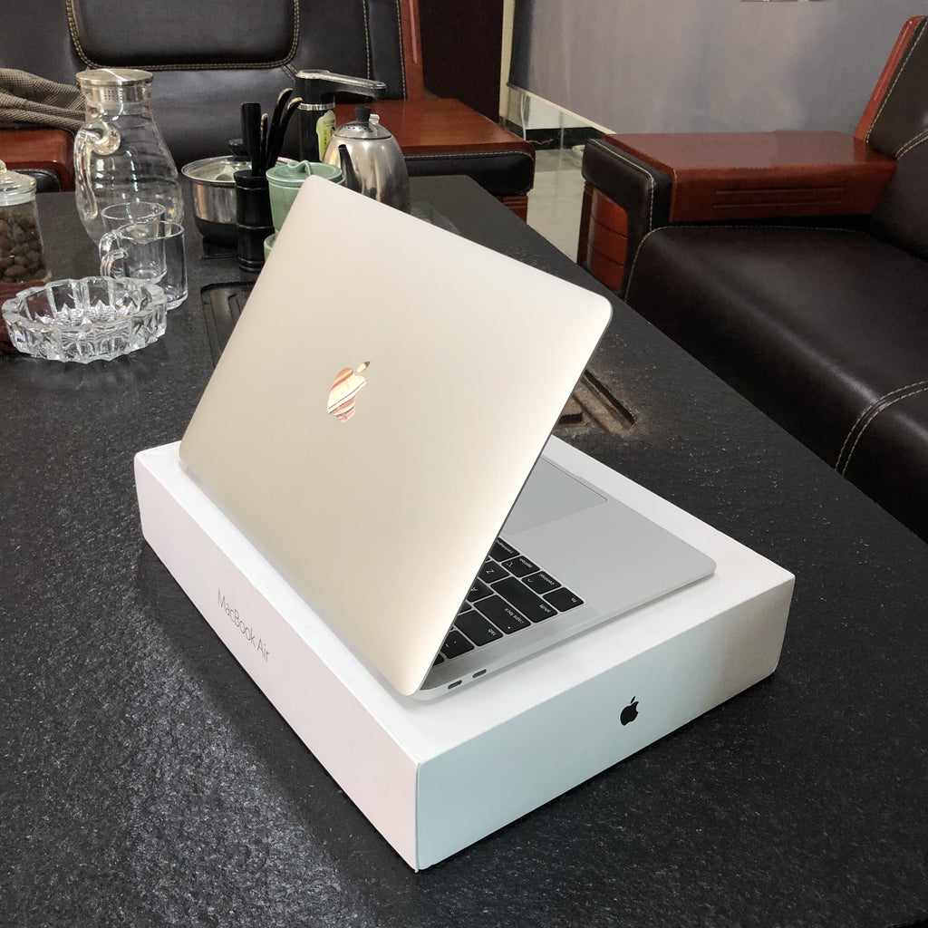 2025 new Apple notebook MacBook ultra-thin air computer business office notebook pro independent display gaming i7