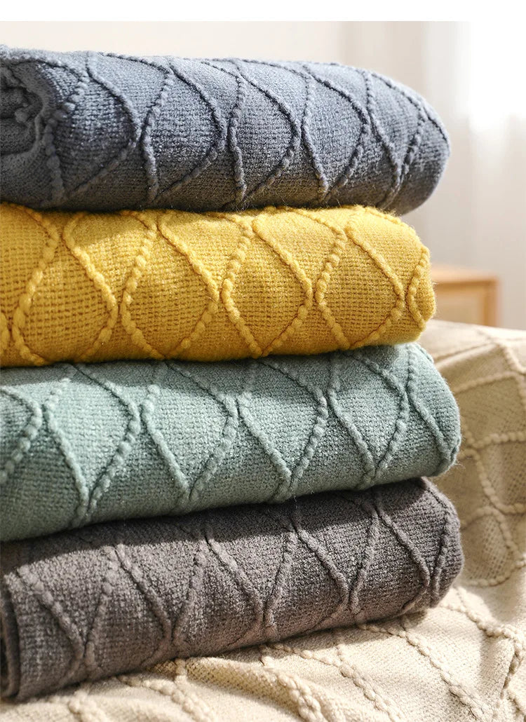Luxury Chunky Cream Throw Blanket Soft Cozy Cable Knitted with Tassels All-Season Nordic Home Decor Blanket Gift