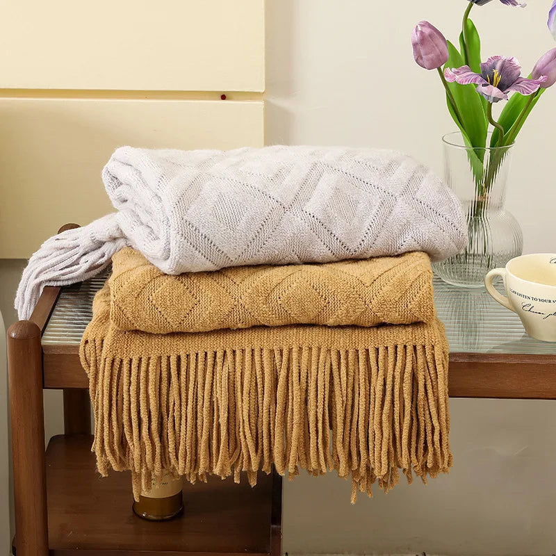 Luxury Chunky Cream Throw Blanket Soft Cozy Cable Knitted with Tassels All-Season Nordic Home Decor Blanket Gift