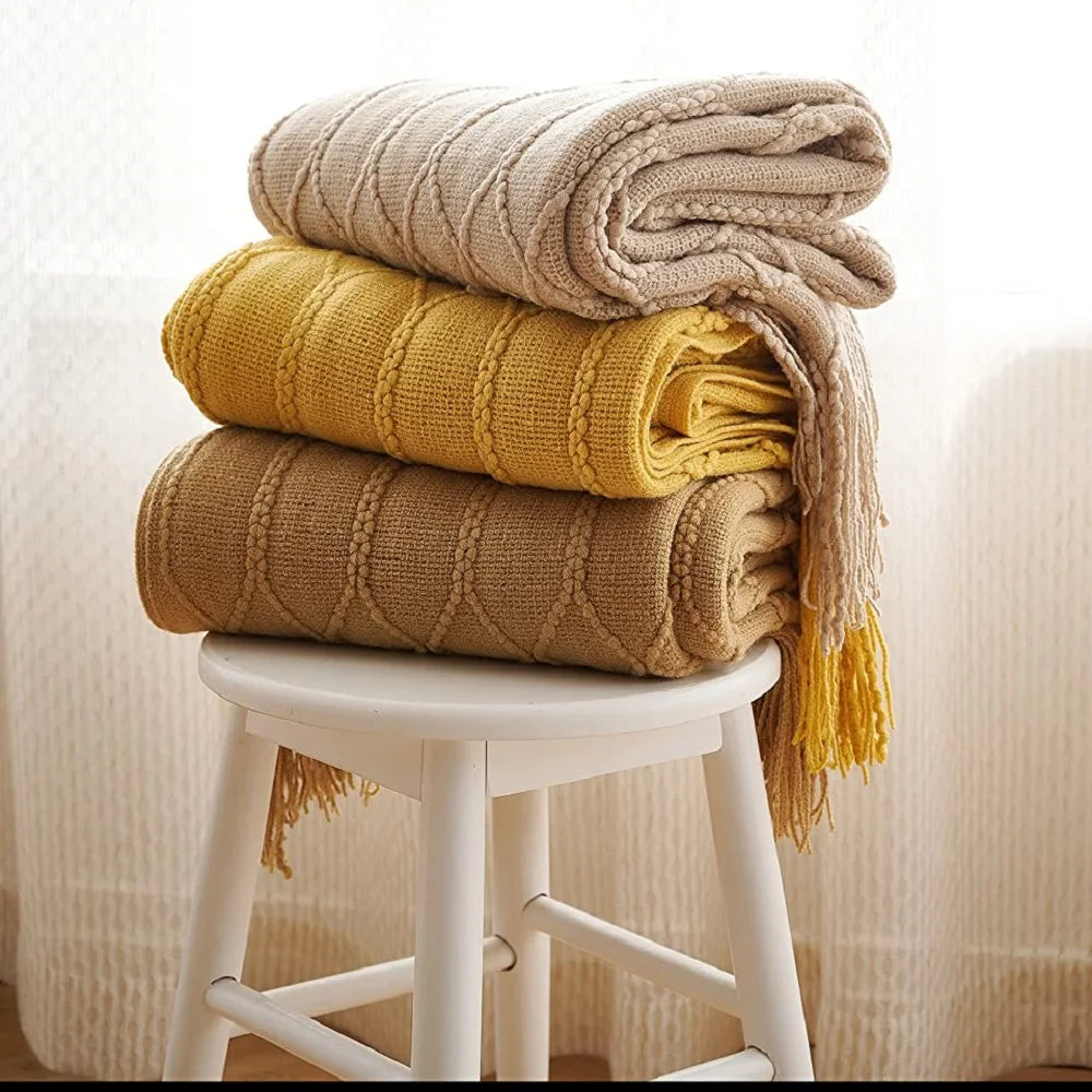 Luxury Chunky Cream Throw Blanket Soft Cozy Cable Knitted with Tassels All-Season Nordic Home Decor Blanket Gift
