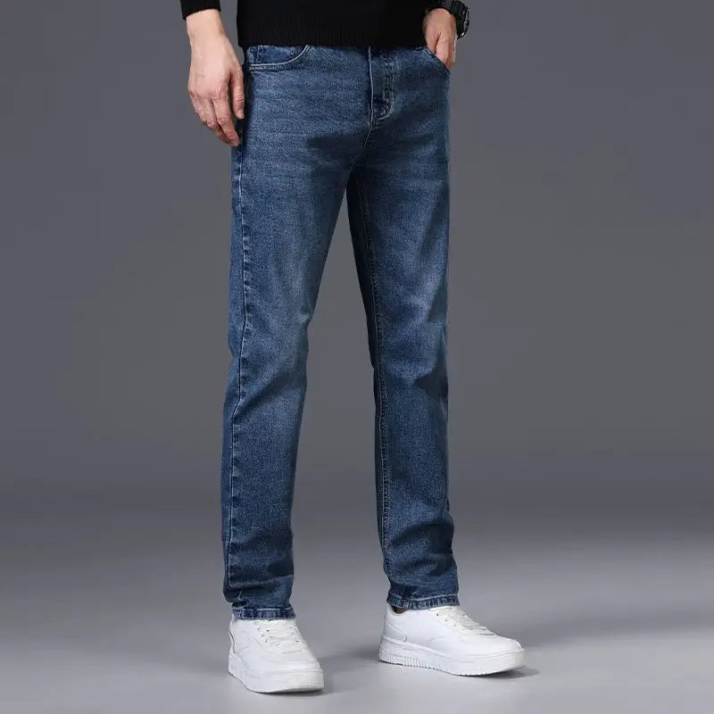 Men’s Slim Straight-Leg Denim Jeans