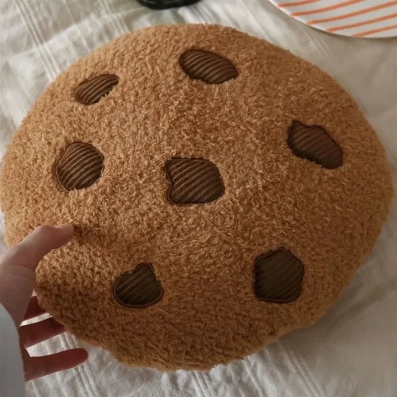 Almohada de peluche de galleta con chispas de chocolate
