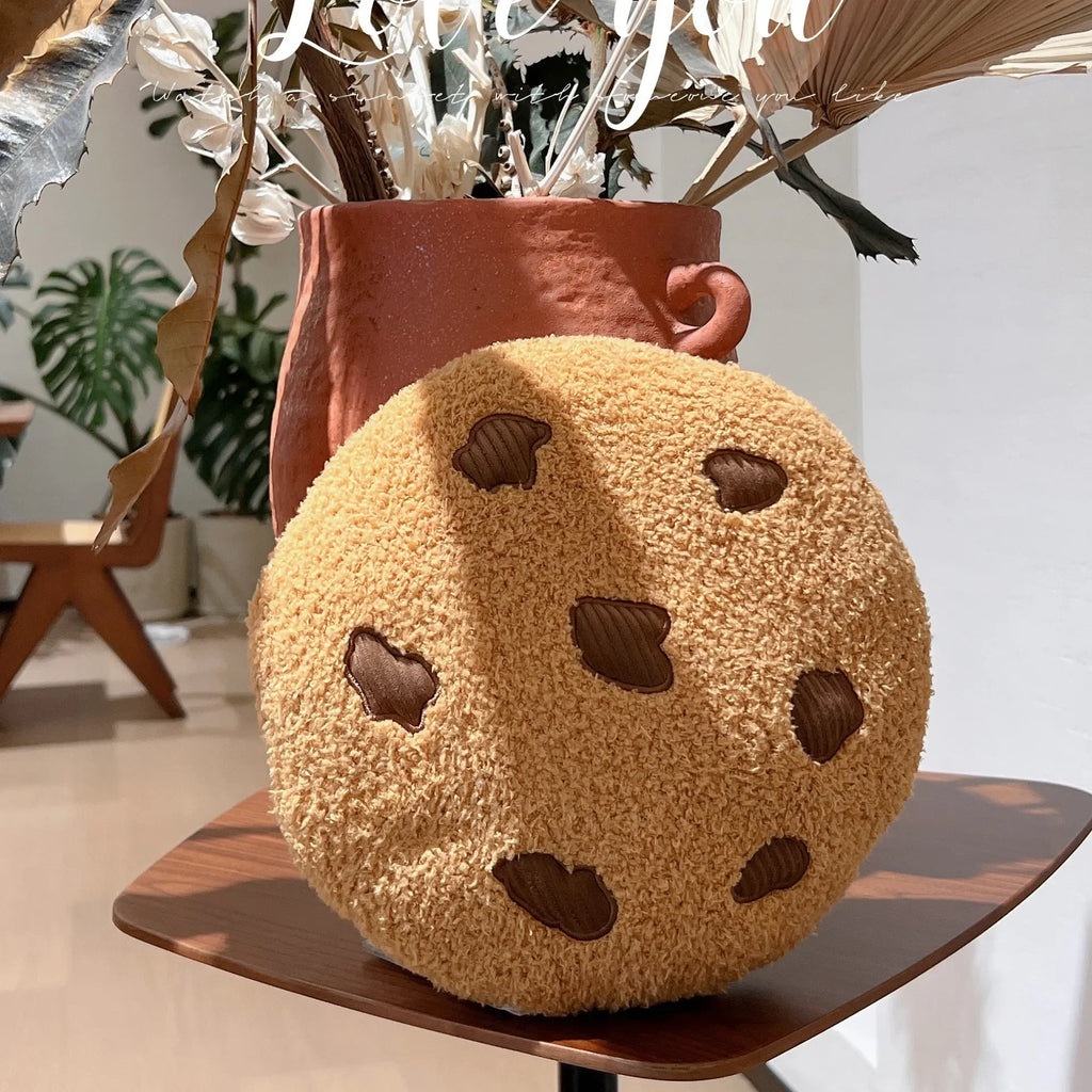 Almohada de peluche de galleta con chispas de chocolate