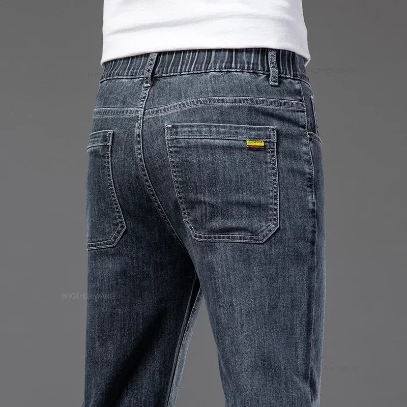 Men’s Classic Straight-Leg Jeans – Blue or Dark Gray
