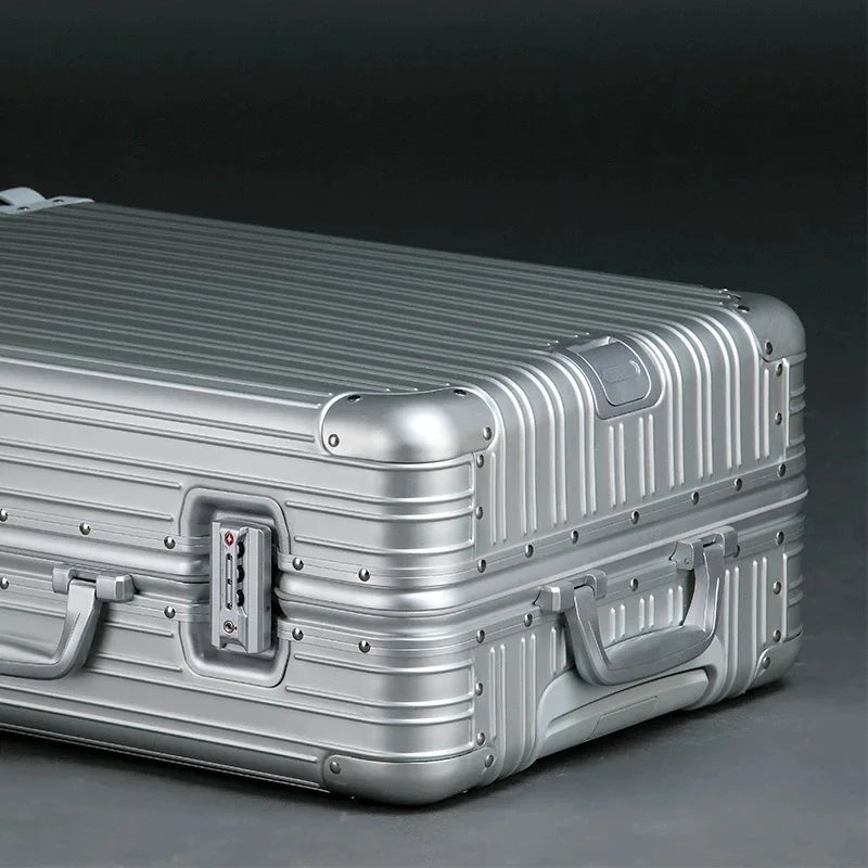 Aluminum-Magnesium TSA Lock Travel Suitcase