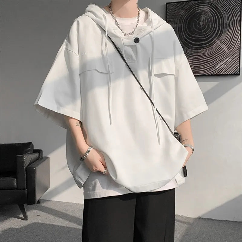 Camiseta urbana de manga corta con capucha para hombre