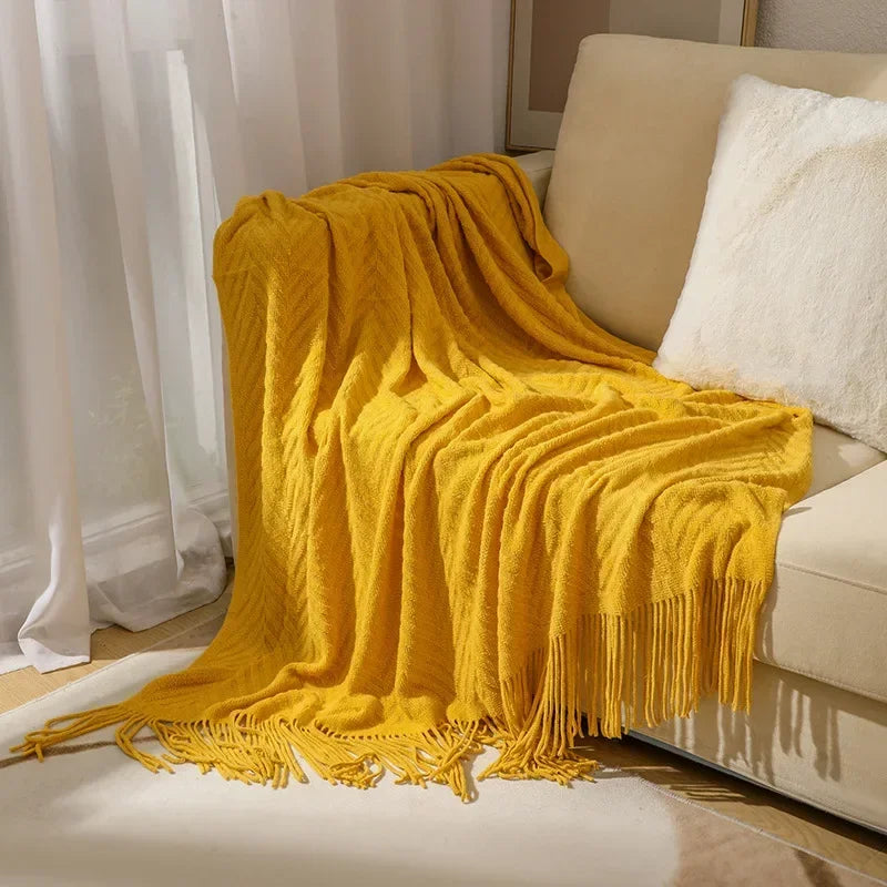 Cozy Solid-Color Knitted Throw Blanket