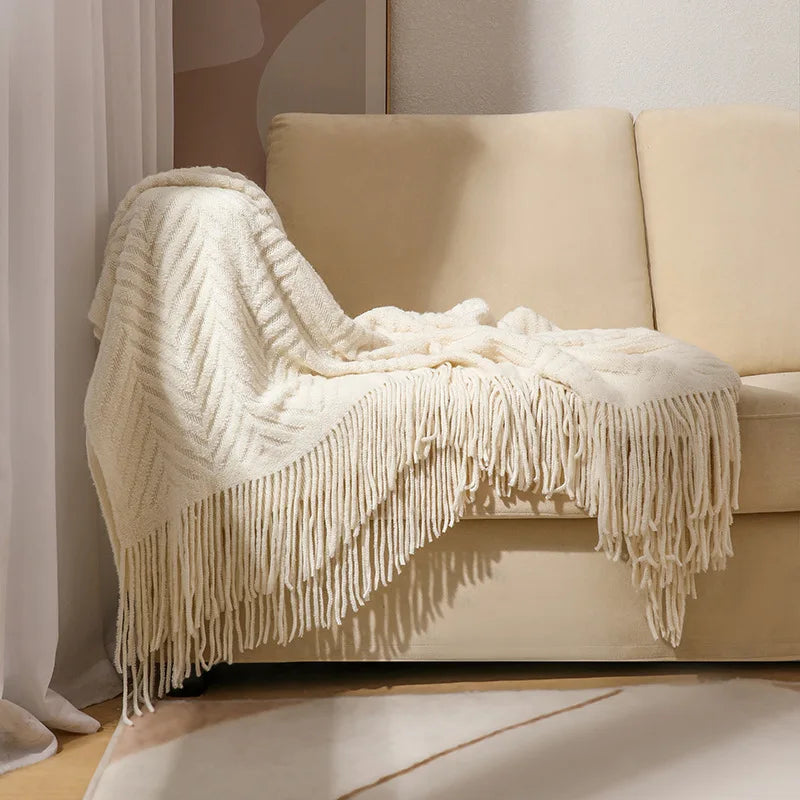 Luxury Chunky Cream Throw Blanket Soft Cozy Cable Knitted with Tassels All-Season Nordic Home Decor Blanket Gift