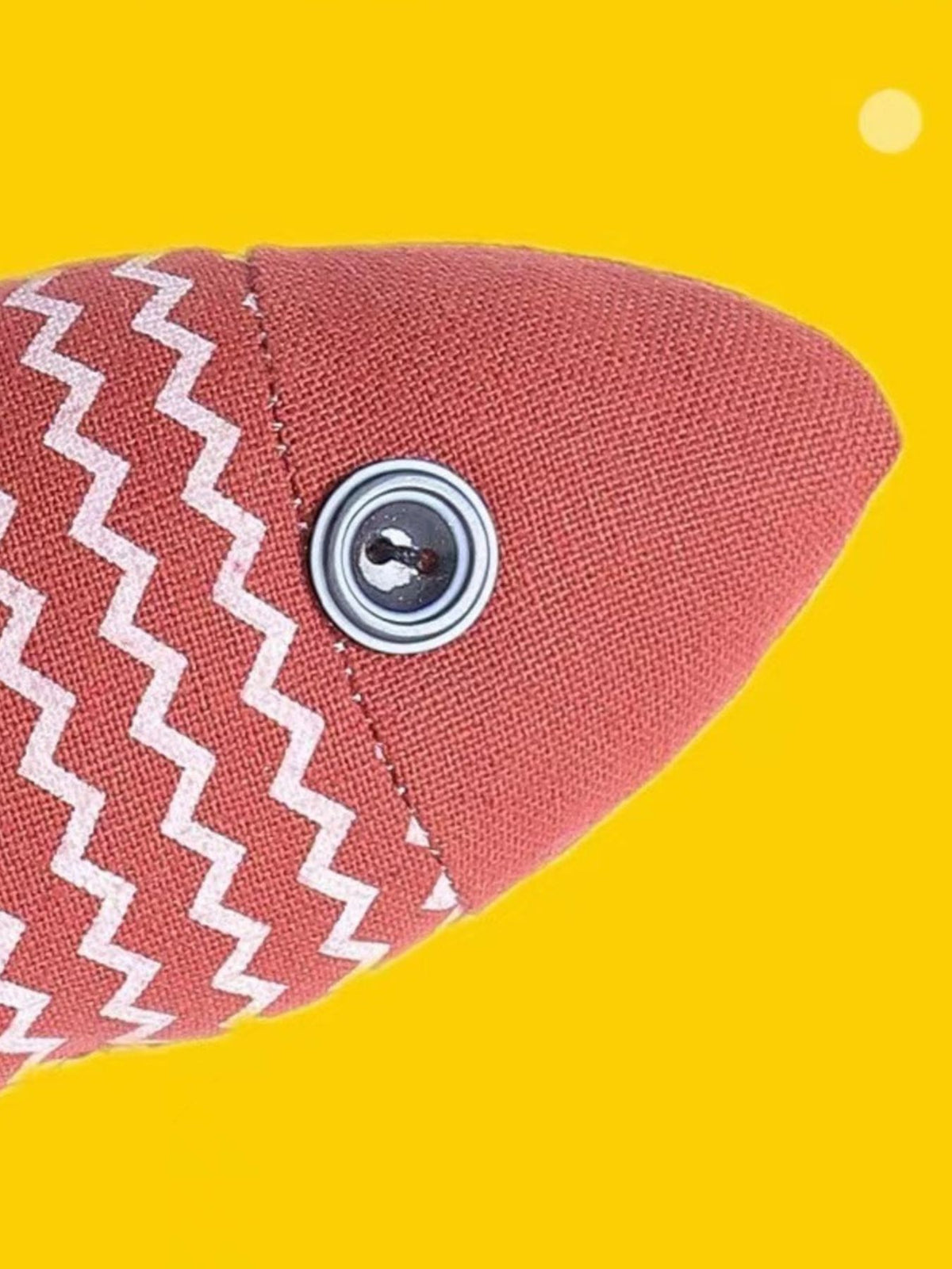 Colorful fish-shaped plush toy for pets, soft and interactive, designed for playful cats and dogs by Trendsi.