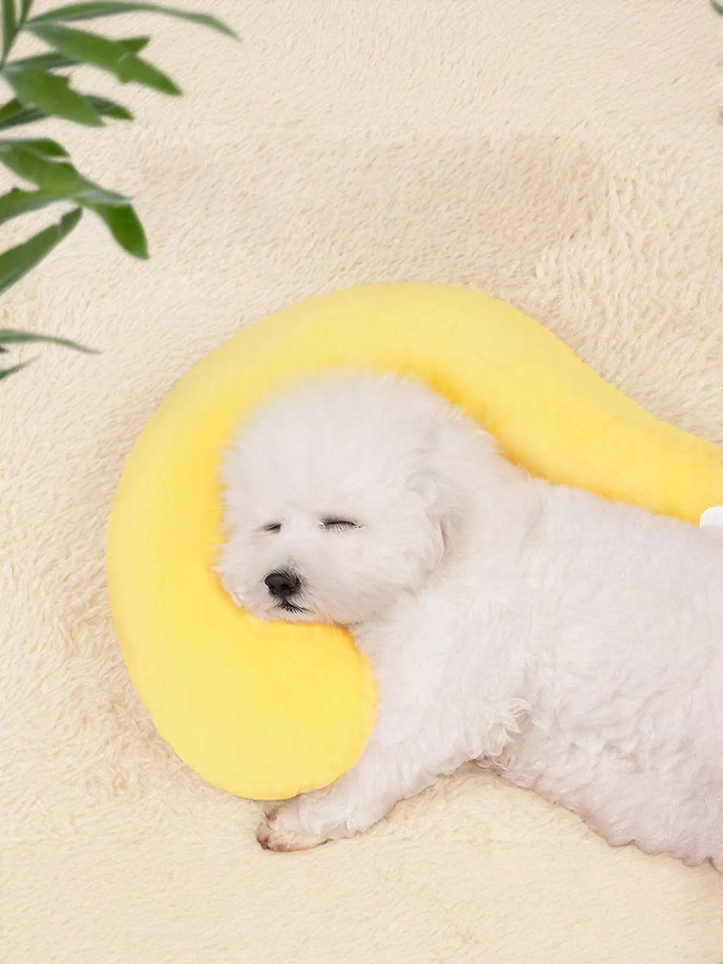 Soft question mark-shaped plush pet bed by Trendsi, featuring a cozy design for small dogs and cats.