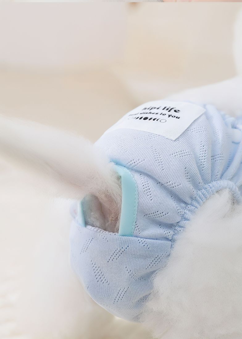 Pet menstrual clothes by Trendsi, featuring adjustable straps and absorbent fabric for comfort during heat or bleeding.