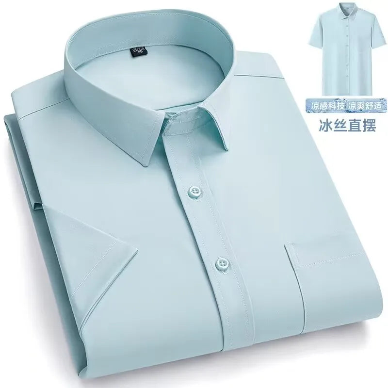 Men's Short-Sleeve Wrinkle-Resistant Dress Shirt