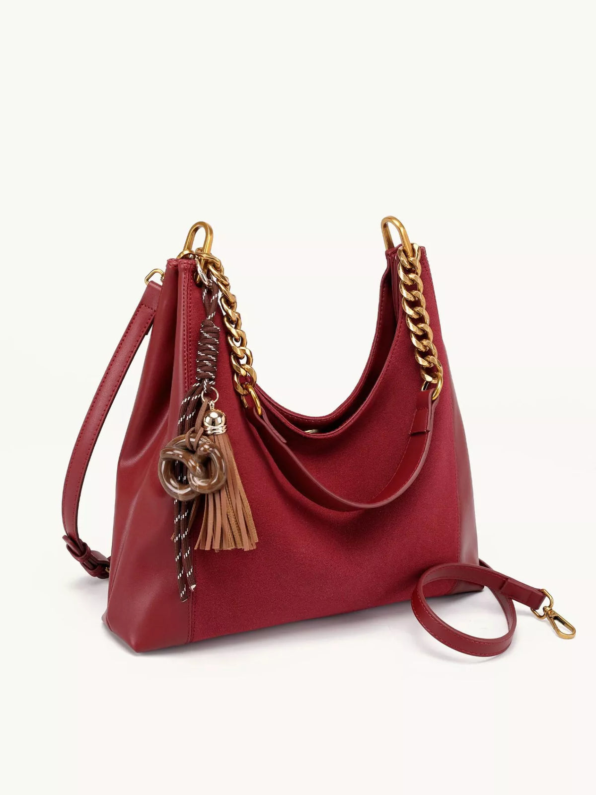 Chain strap tassel charm shoulder bag with stylish design, featuring a trendy tassel and chain strap for versatile fashion.